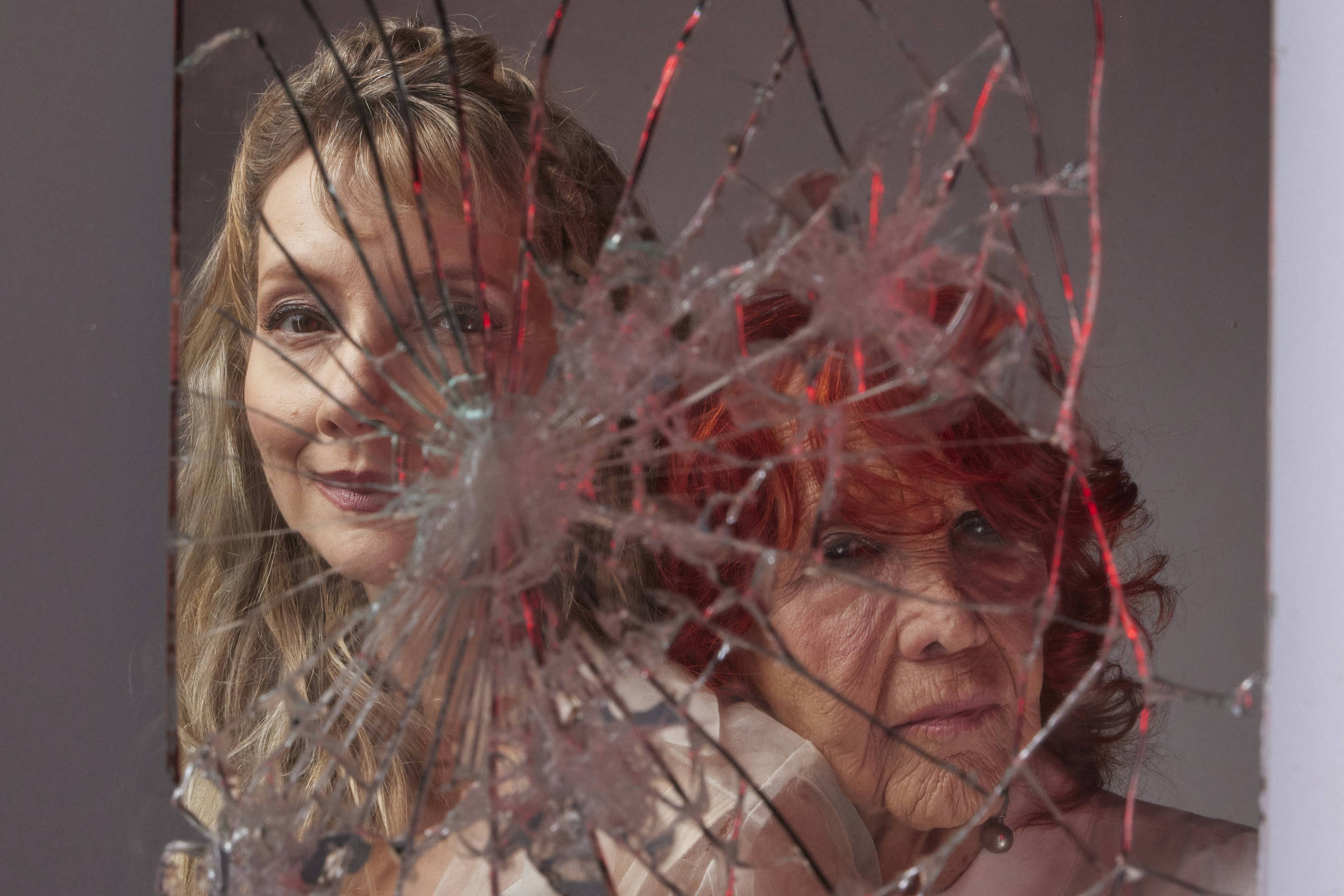 Obra de Marguerite Duras ganha nova montagem com Helena Ignez e Djin Sganzerla em São Paulo