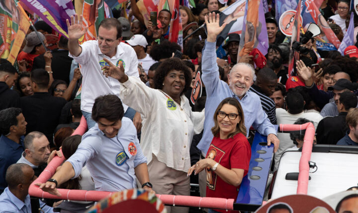 Lula prevê crise no Senado e critica candidaturas independentes da base aliada