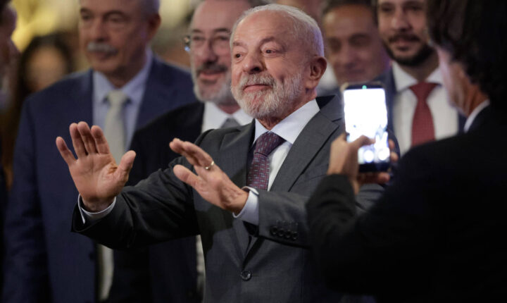 A empresários em São Paulo, Lula defende estabilidade fiscal e sugere reforma do Judiciário