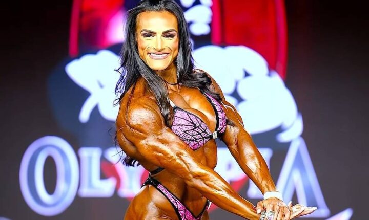 Mister Olympia 2026: Natalia Coelho vence a categoria Women’s Physique