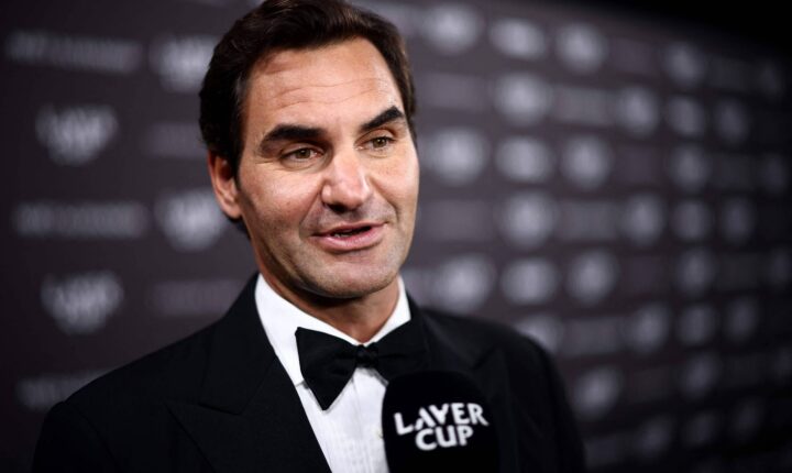 Tênis deveria abraçar influenciadores das redes sociais, defende Roger Federer