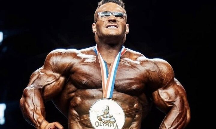Nick Walker usou o treino para superar trauma causado por abuso; conheça a história do novo Mr. Olympia