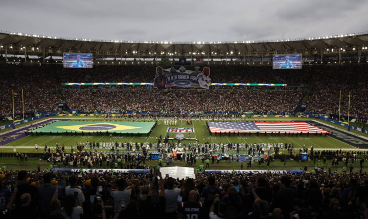 Em sua terceira edição no país, NFL abraça de vez a brasilidade no Maracanã
