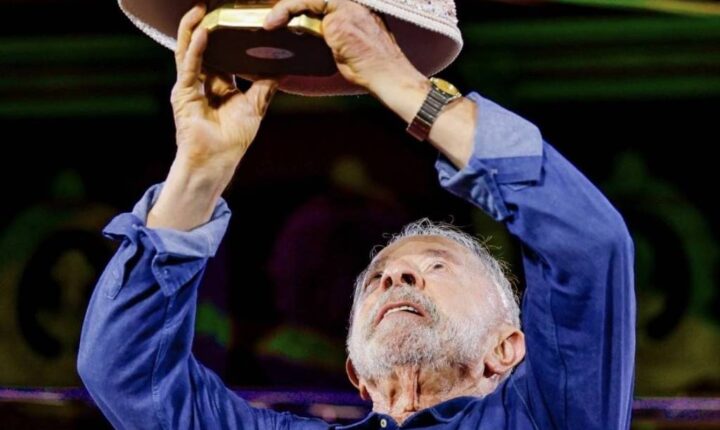 Lula e Janja abordam polêmica sobre Nossa Senhora e presidente critica Igreja Batista da Lagoinha