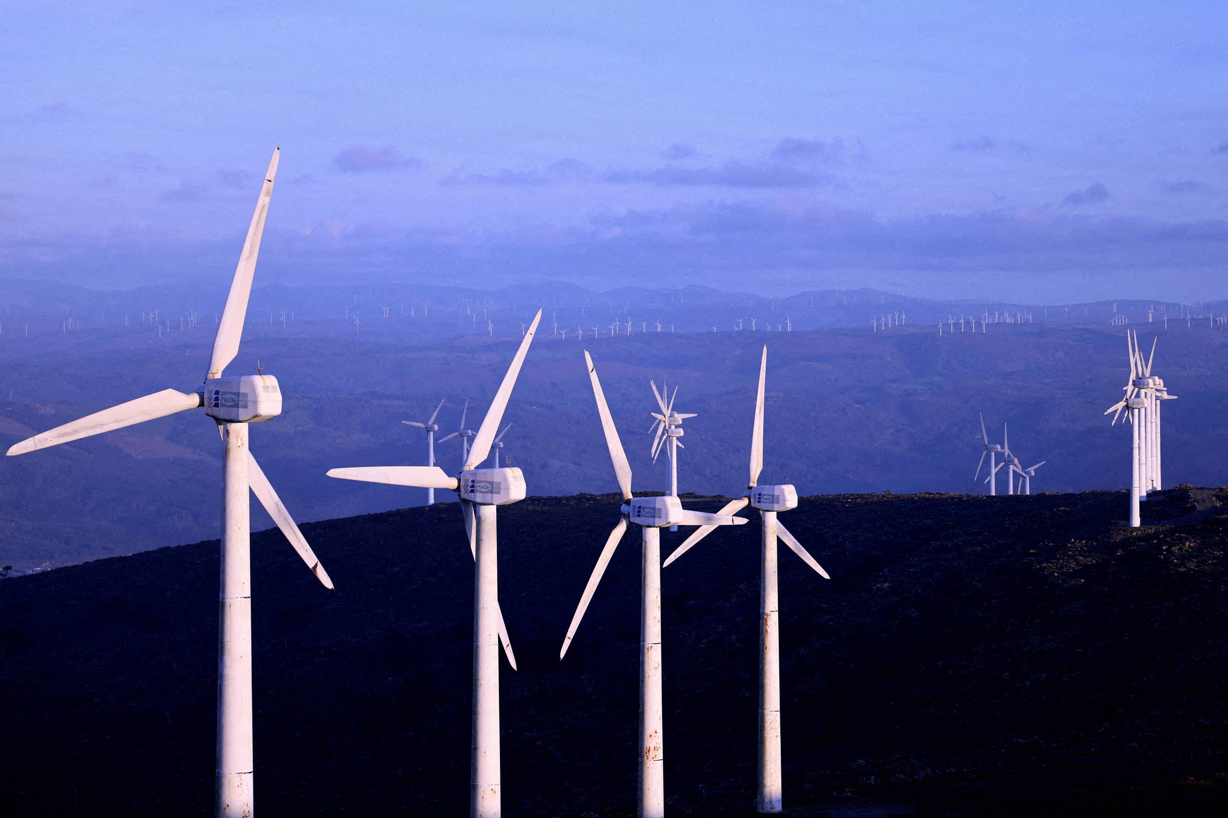 Espanha, Portugal e Luxemburgo pressionam União Europeia por meta de energia renovável para 2040