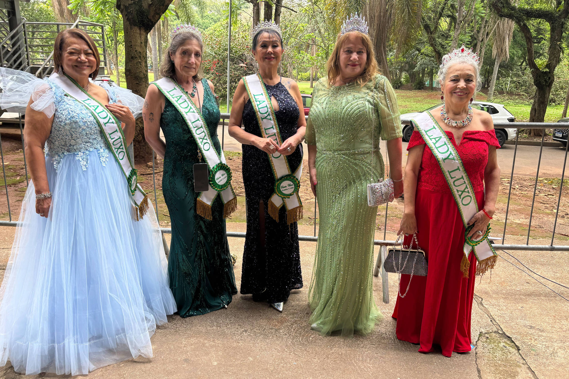 Modelos de até 96 anos participam de concurso de miss e destacam valor para a autoestima