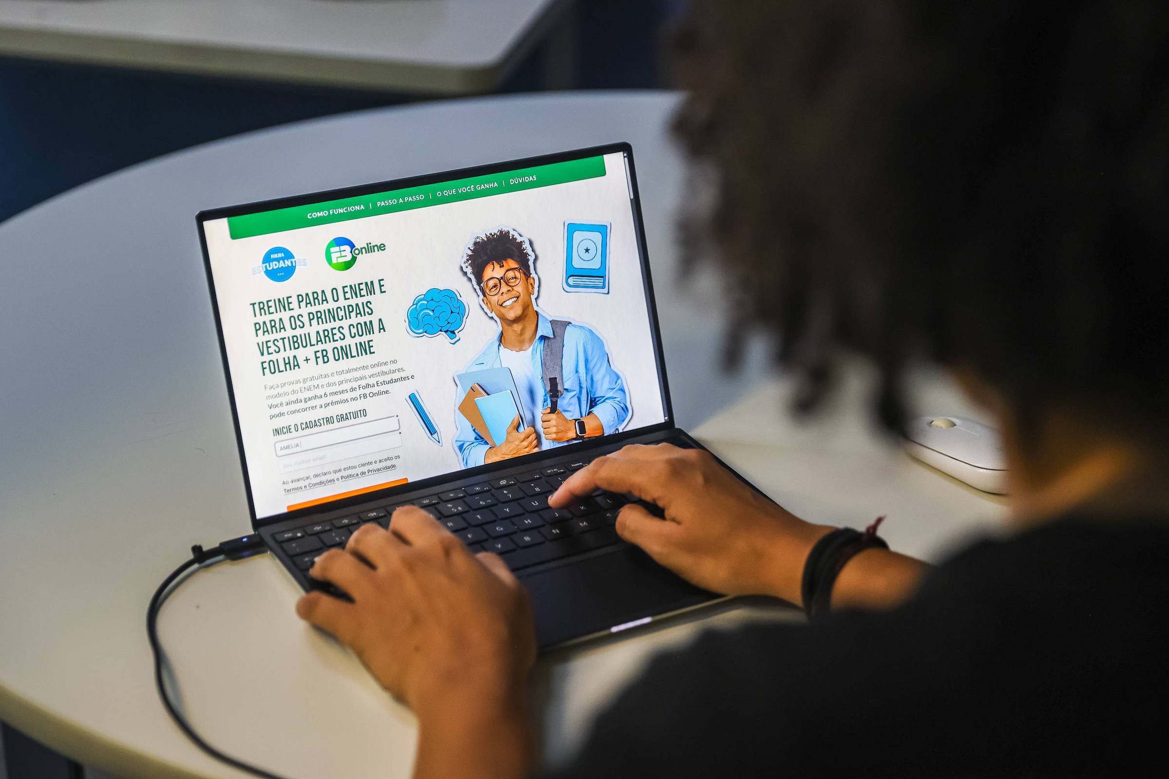 Simulado gratuito para a Unicamp promovido por Folha e Farias Brito encerra inscrições nesta quinta-feira