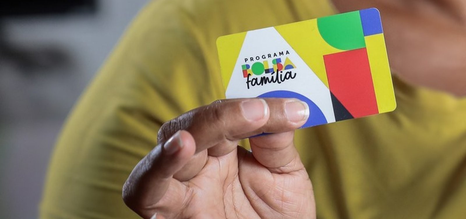 ‘Ato de desespero’, ‘uso eleitoreiro’ e ação no TSE: presidenciáveis reagem a anúncio de aumento do Bolsa Família