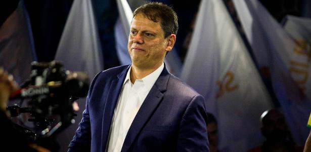 Tarcísio afirma que habitação é ‘compromisso pessoal’ durante encontro com associações
