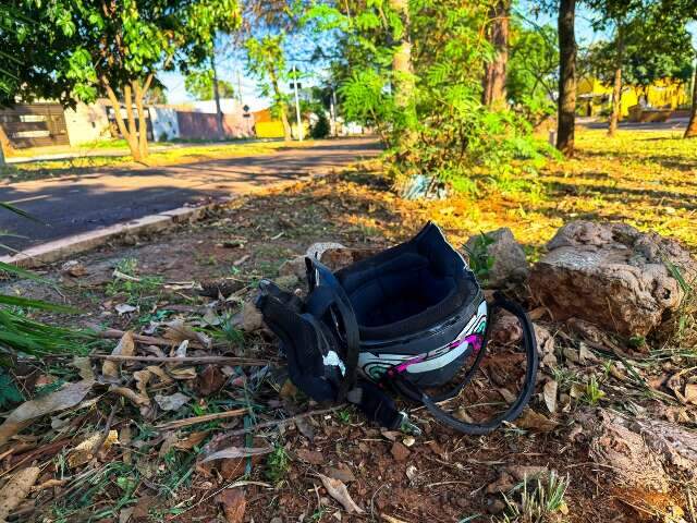 Motociclista morre ao ser atingido por carro e arremessado por 50 metros em Campo Grande