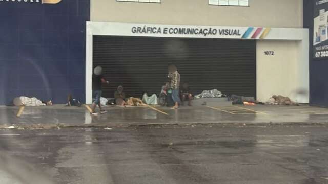 SAS afirma que não pode obrigar pessoas em situação de rua a aceitar acolhimento