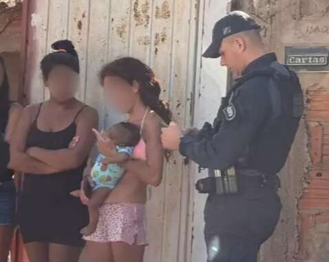 Bebê é encontrado com vizinha que impediu mãe de doar filho de 3 meses