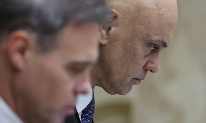 STF analisa nesta terça-feira se abre investigação contra Moraes por mensagens com Vorcaro