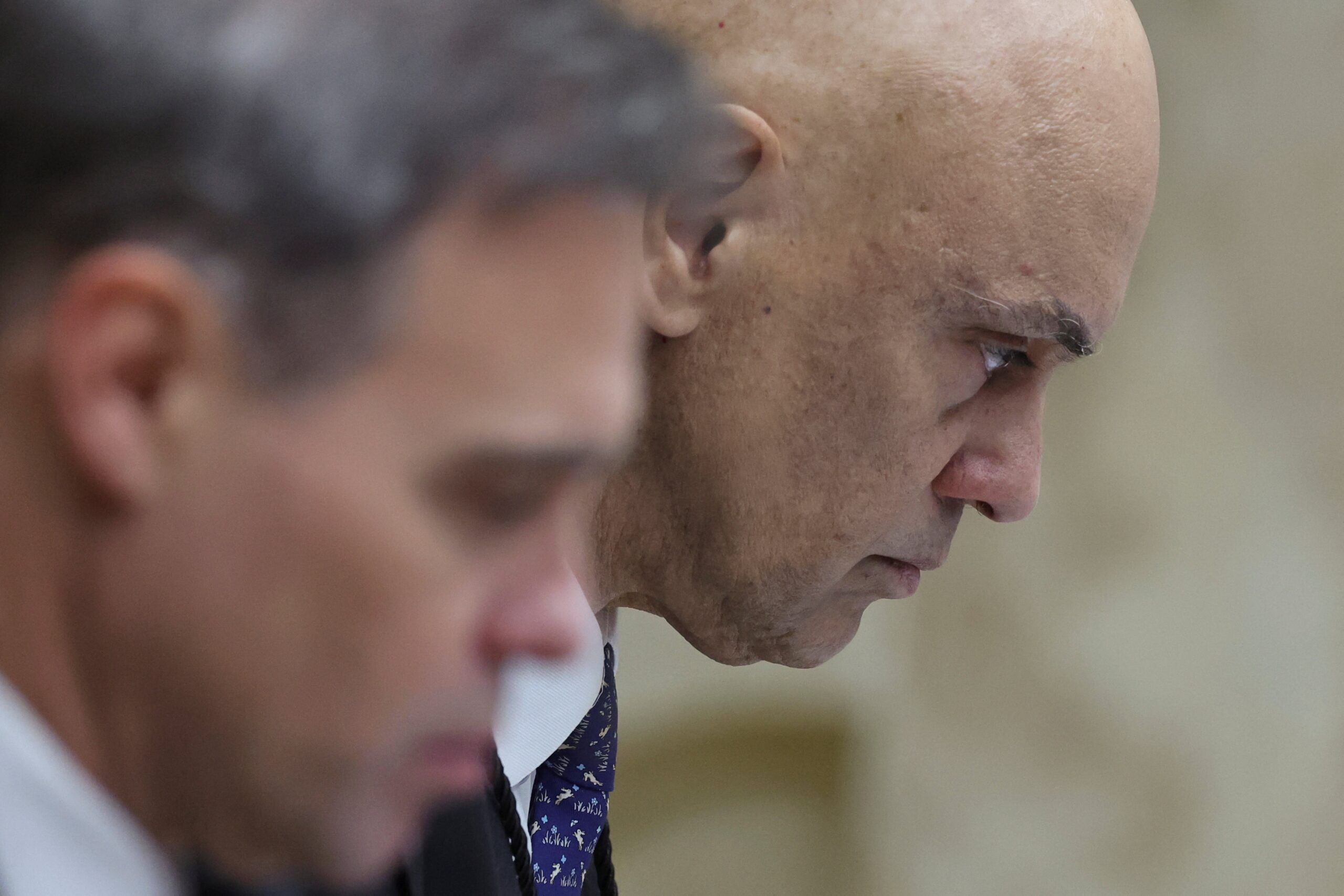STF analisa nesta terça-feira se abre investigação contra Moraes por mensagens com Vorcaro