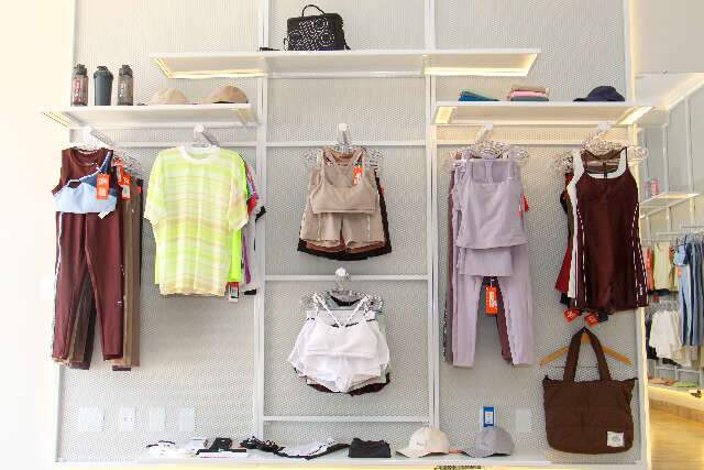 Moda fitness vai além da academia e ganha elegância para o dia a dia