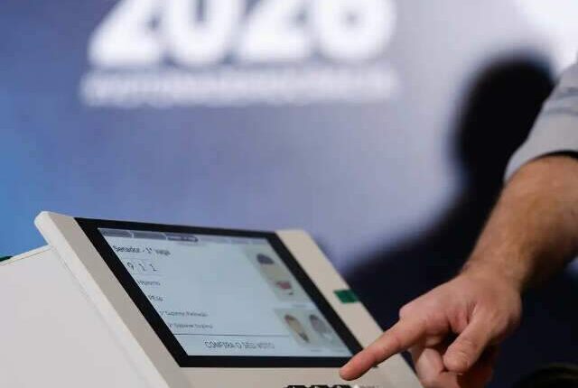 Ao votar para senadores, eleitor escolhe mais quatro nomes para se atentar