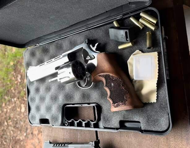 Caçador de javalis perde equipamentos na BR-163 e teme que arma seja usada em crime