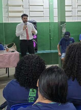 Das latinhas na adolescência à magistratura, juiz conta caminho a estudantes