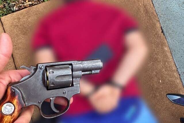 Revólver na cintura leva a 12ª prisão em ofensiva contra grupos criminosos