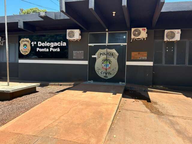 Homem é atingido por “bala perdida” ao tentar intervir em discussão do irmão