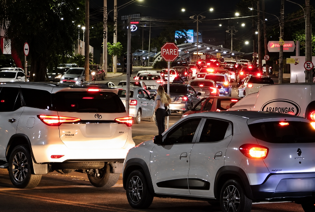 Não dar seta é o que mais irrita leitores no trânsito, aponta enquete