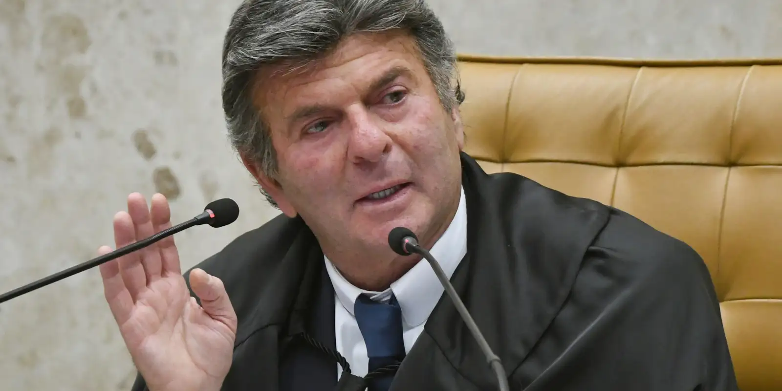 Ministro Luiz Fux suspende decisão de Flávio Dino que mantinha posts sobre Nossa Senhora