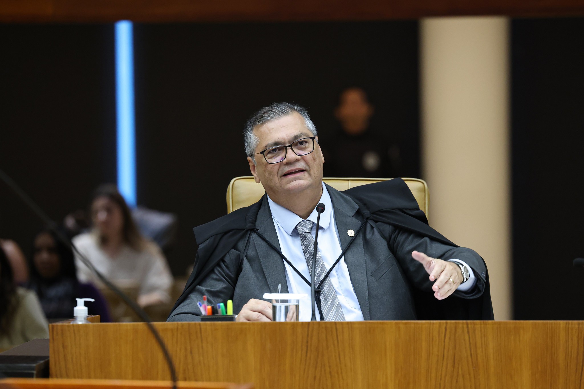 Flávio Dino manda Polícia Federal investigar onda de ataques a imagens religiosas no país