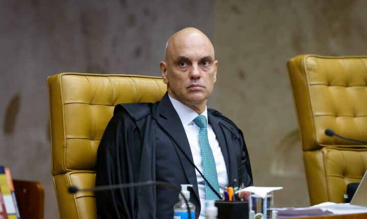 Moraes se manifesta pela 1ª vez sobre mensagens de Vorcaro e nega irregularidades