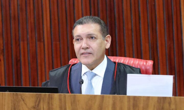 Kassio Nunes Marques marca julgamento virtual do TSE sobre posts de Nossa Senhora Aparecida