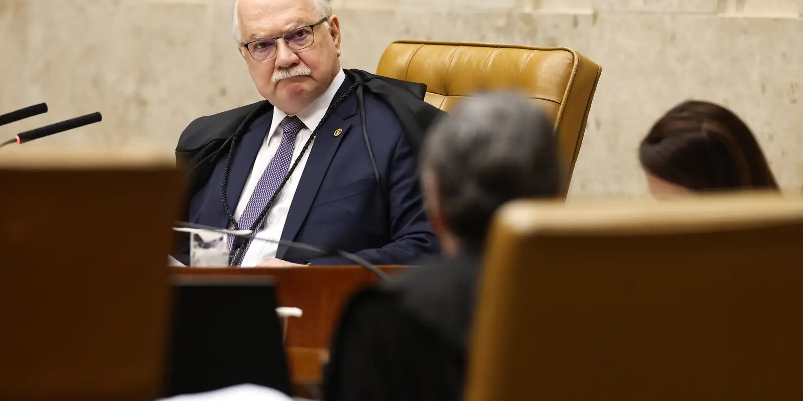 Ex-ministros e sociedade civil divulgam carta em apoio a Fachin