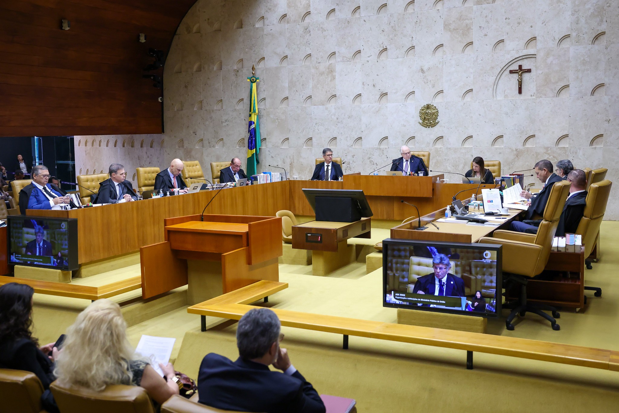 Julgamento sobre Moraes no STF: como deve ser a sessão de terça e o que ainda é dúvida