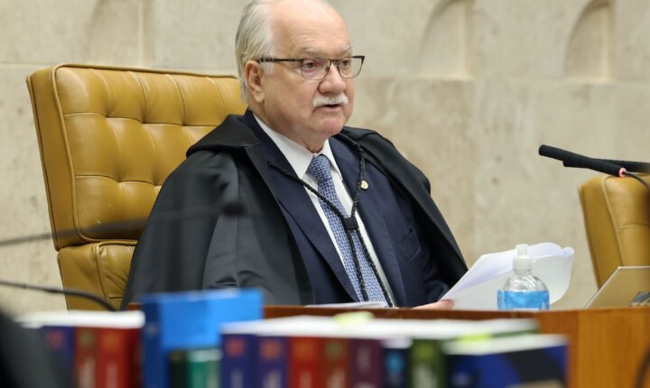 Enquanto ministros brigam, mudanças na Ficha Limpa aguardam votação