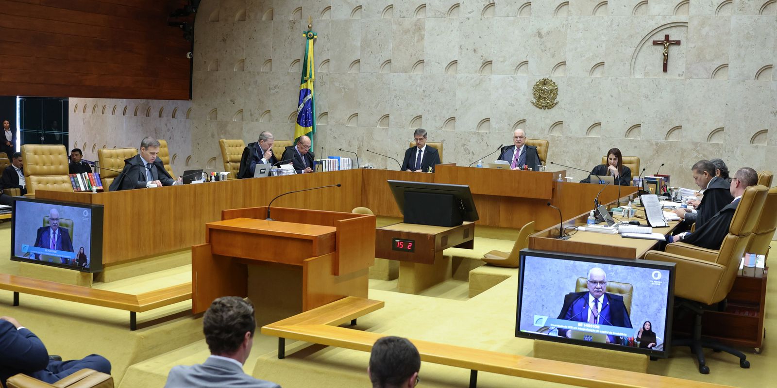 Supremo Tribunal Federal retoma as sessões plenárias após impasse interno