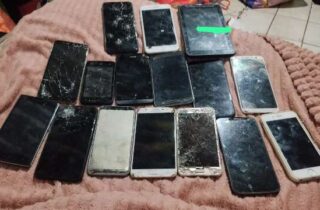 Até celular que não liga tem preço e mercado paga por aparelhos quebrados