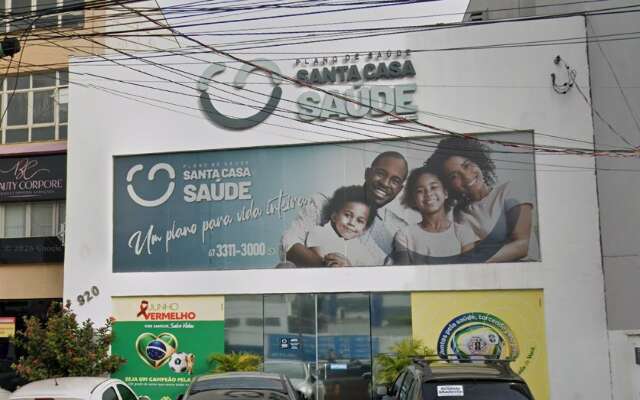 Contrato da Santa Casa estourou R$ 241 mil sem aditivo para serviços de cobrança