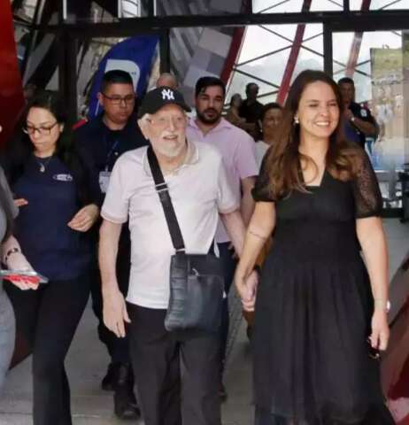 “Meteram a boca”: áudio cita suspeitas sobre contrato com mulher de humorista na Santa Casa