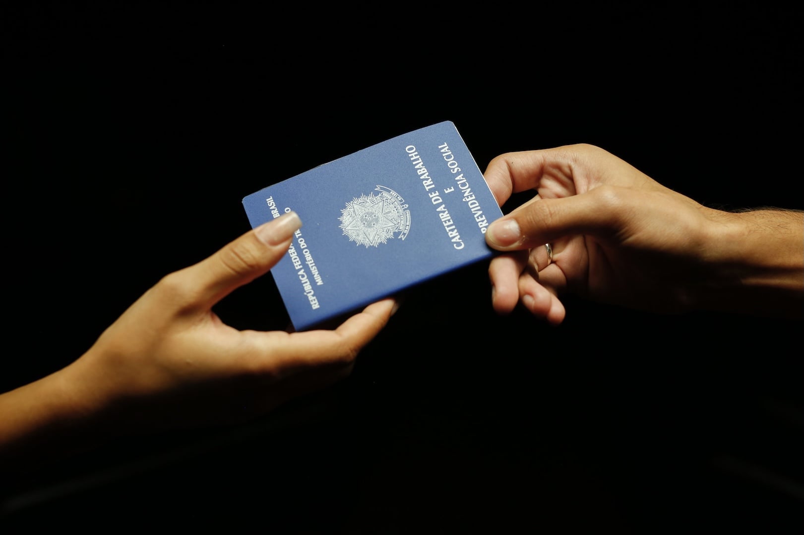 Brasil cria 165.827 empregos formais em agosto de 2026