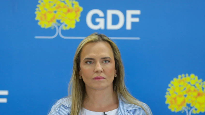 Celina lidera todos os cenários de 1º e 2º turno no DF, diz Datafolha