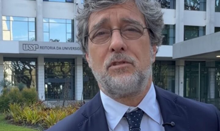 Novo pede que USP abra processo disciplinar contra Moraes