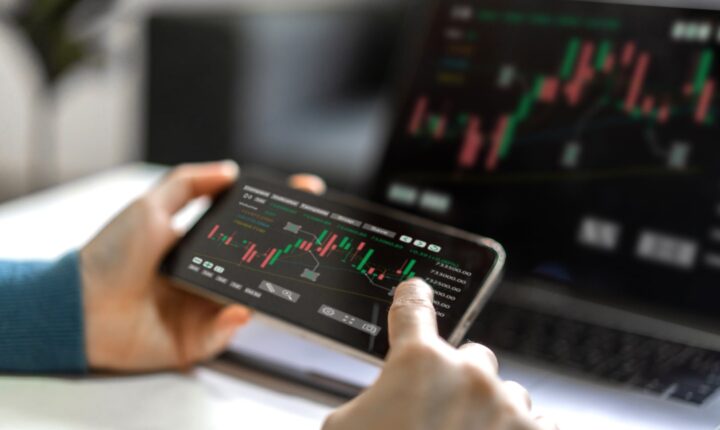 Mulheres ampliam participação no mercado de criptomoedas