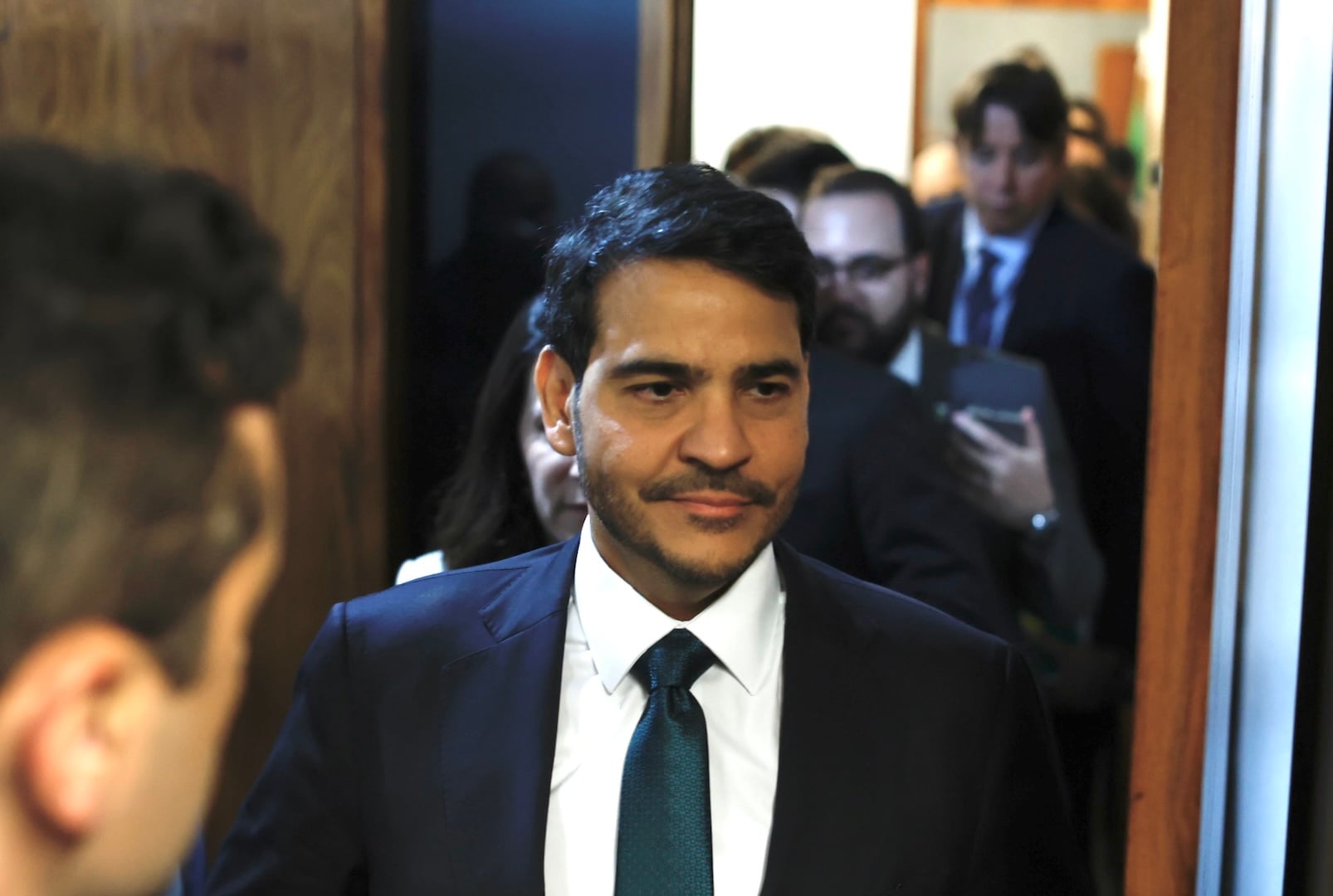 Ministro da AGU, Jorge Messias defende CNBB após crítica de Flávio