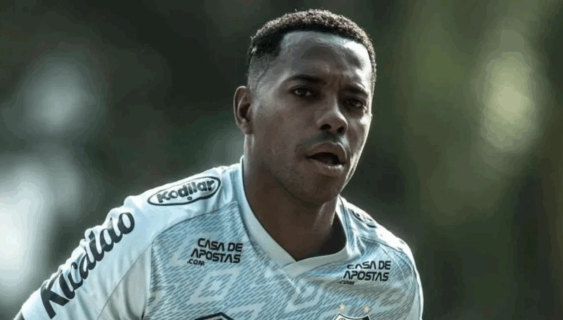 Justiça reduz pena de Robinho pela 3ª vez em menos de 1 ano