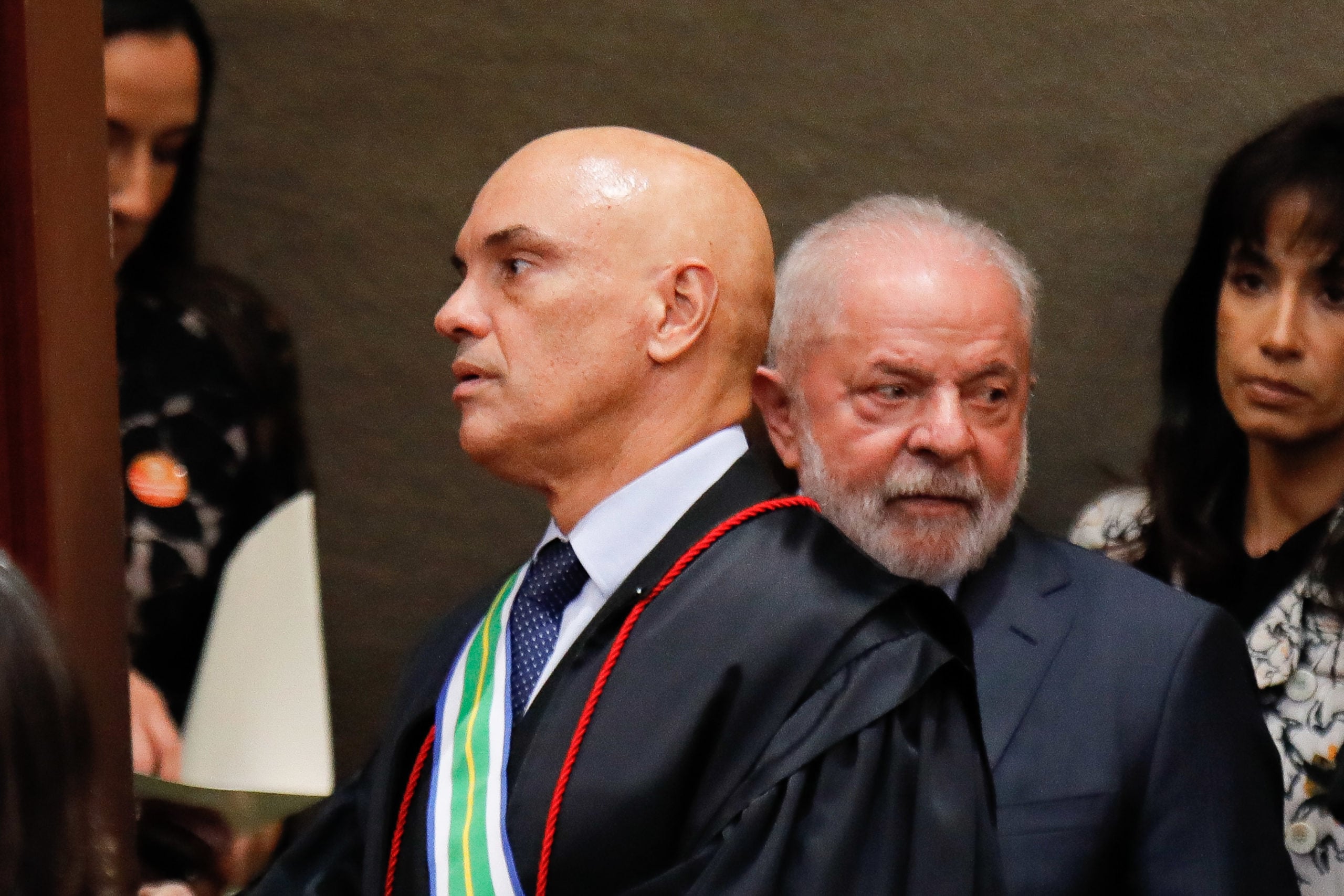 Campanha de Lula resgata histórico de Moraes para afastá-lo