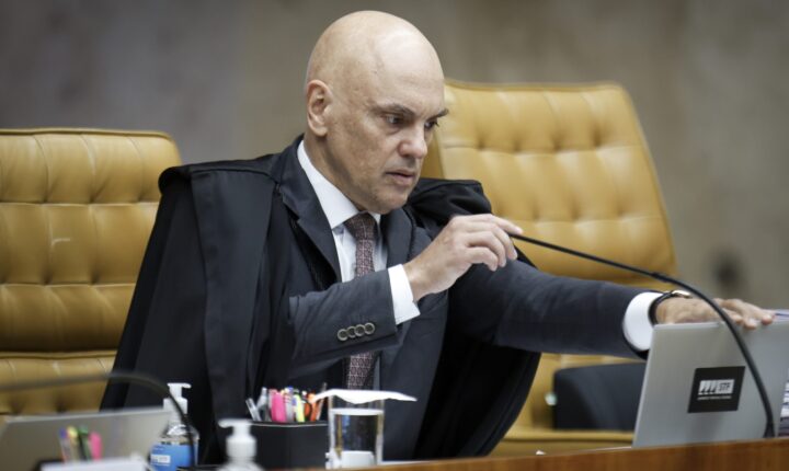 Moraes pede nova quebra de sigilo antes de sessão de 3ª feira no STF