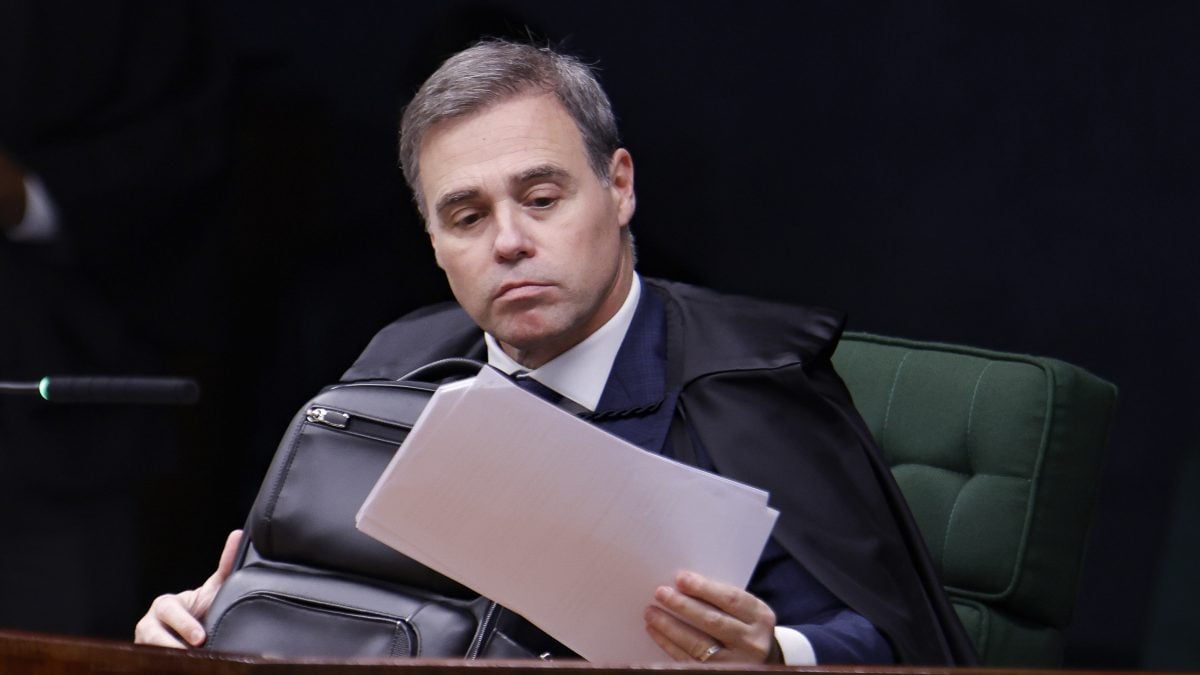Maior sigilo em investigação foi por citação a Andrei e Gonet, diz Mendonça