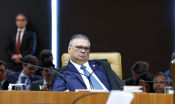 OAB se posiciona contra fala de Dino sobre venda de sentença no STF