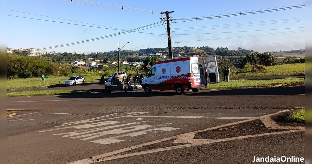 Acidente de trânsito deixa motociclista ferida na BR-376 em Jandaia do Sul