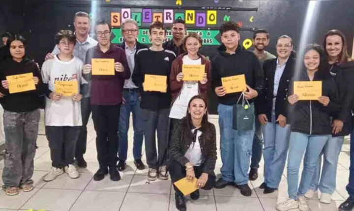 Colégio Bento Mussurunga realiza 2ª edição do Soletrando em Ivaiporã