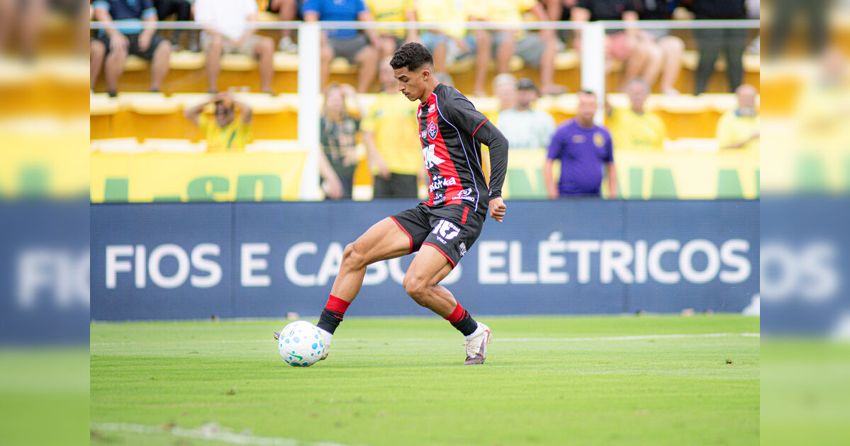 Vitória e Cruzeiro se enfrentam neste domingo pelo Campeonato Brasileiro