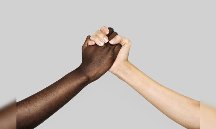 Além da Pele: Compreendendo as Raízes e os Impactos do Racismo Estrutural no Brasil